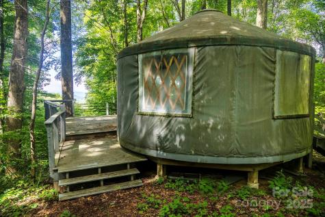 1710 Roaring Fork Road Mars Hill NC 28754