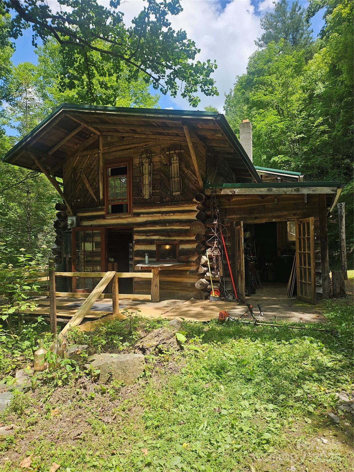 1710 Roaring Fork Road Mars Hill NC 28754