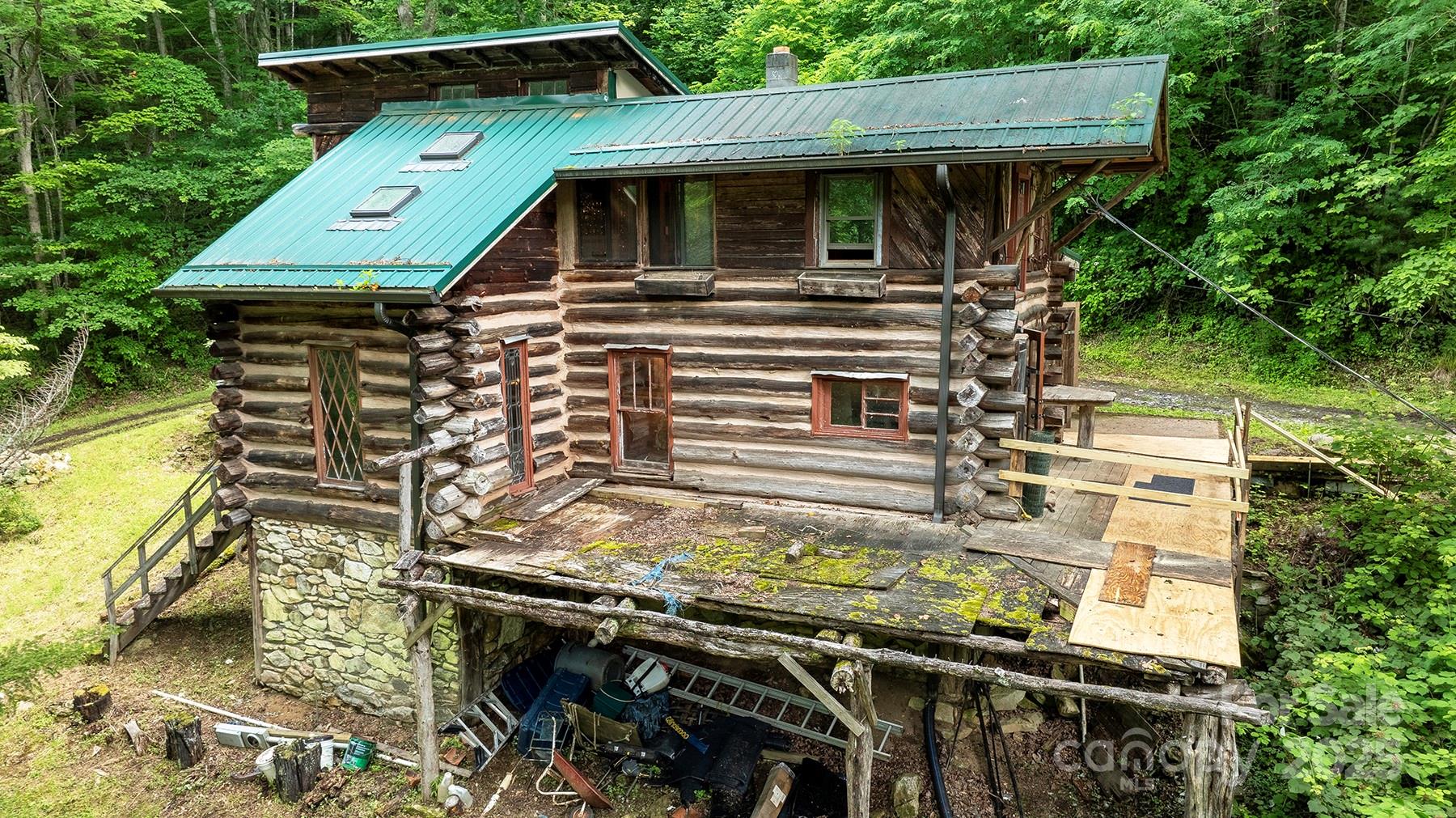 1710 Roaring Fork Road Mars Hill NC 28754