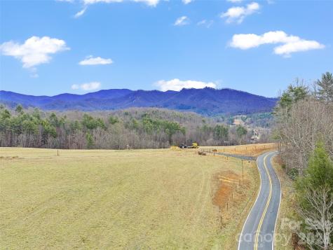 784 Green Young Cemetery Road Bakersville NC 28705