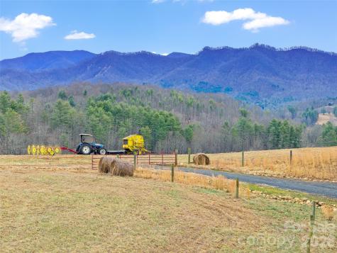 784 Green Young Cemetery Road Bakersville NC 28705