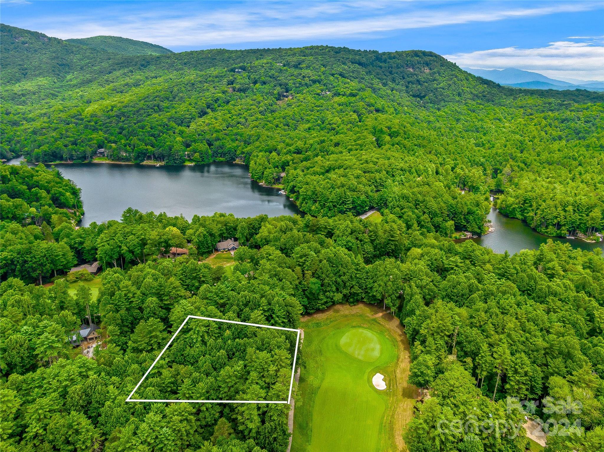 N 17 Mills Creek Trace Lake Toxaway NC 28747