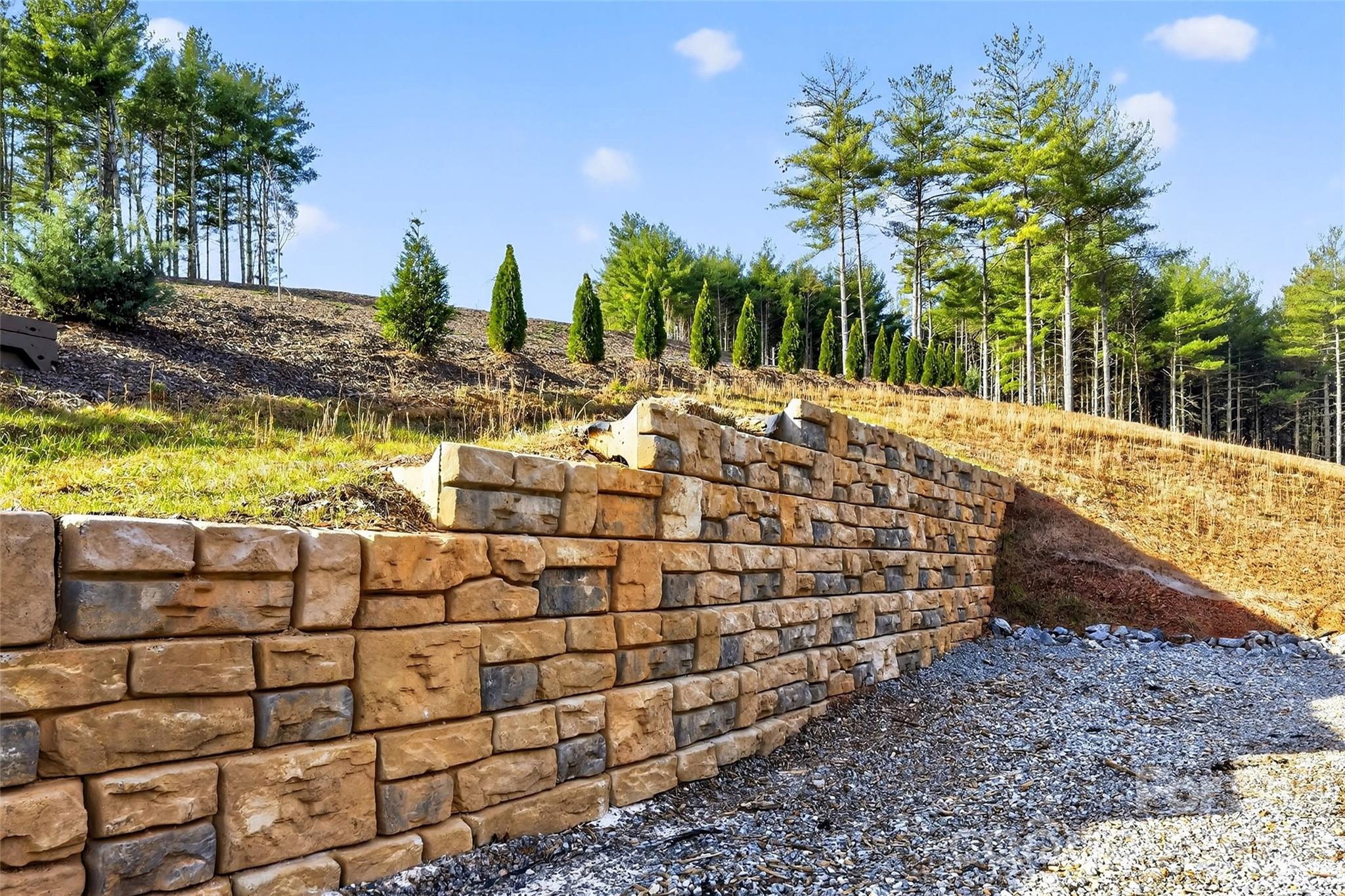 183 Crest View Drive NE Nebo NC 28761