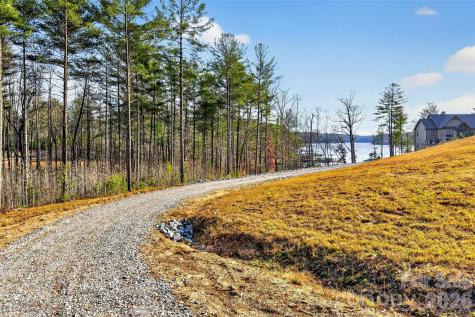183 Crest View Drive NE Nebo NC 28761