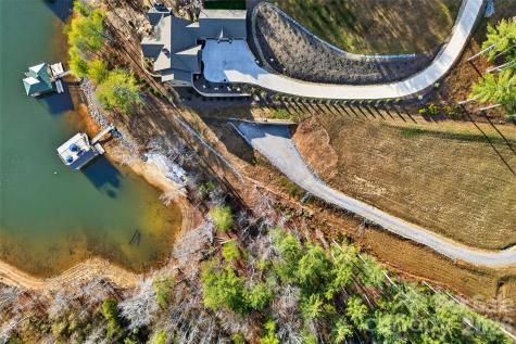 183 Crest View Drive NE Nebo NC 28761