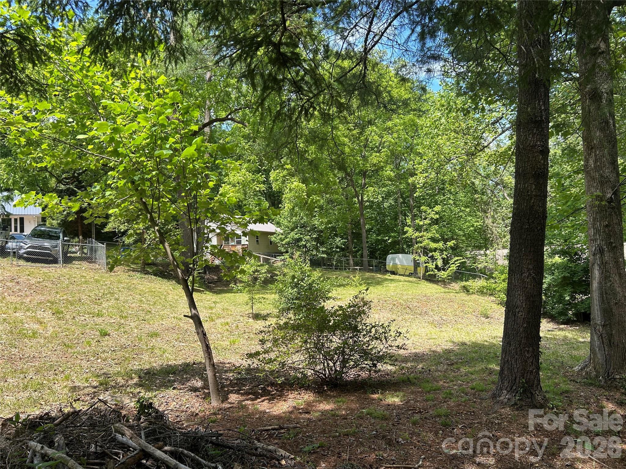 28 Pinecrest Drive Asheville NC 8803