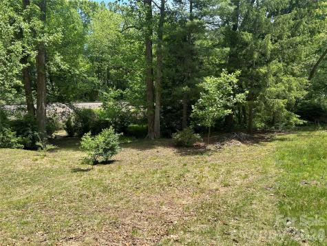 28 Pinecrest Drive Asheville NC 8803