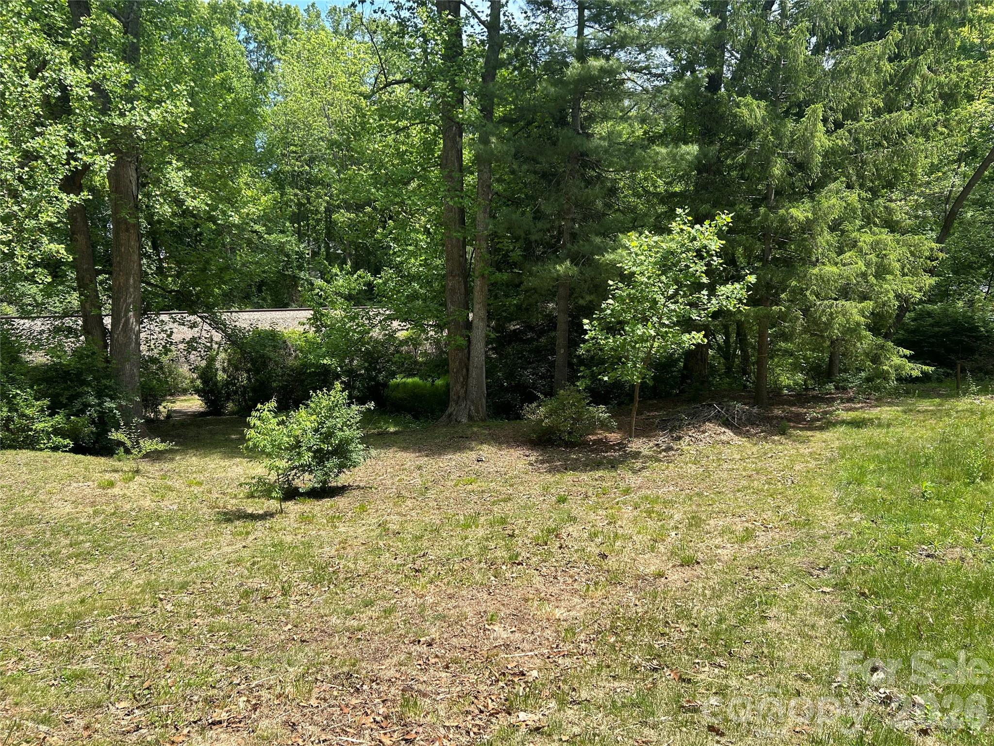 28 Pinecrest Drive Asheville NC 8803