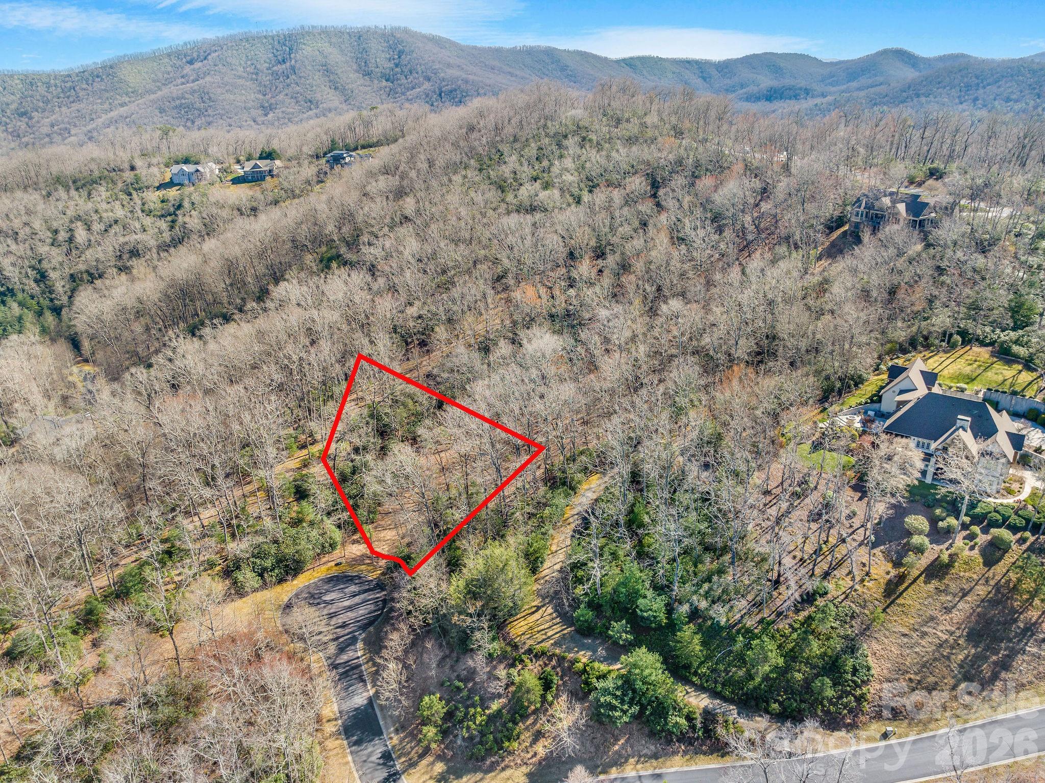 80 Running Deer Trail S Horse Shoe NC 28742