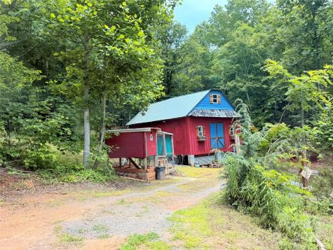 1318 Laughter Road Mill Spring NC 28756