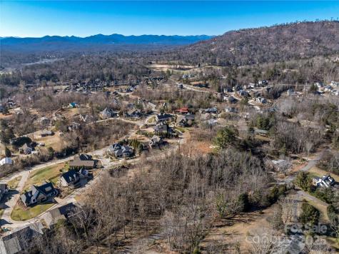 7 Kiftsgate Court Asheville NC 28804