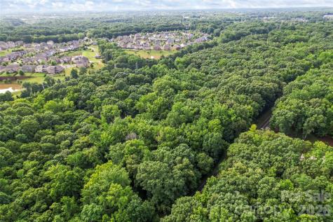 10717 Wildlife Road Charlotte NC 28278