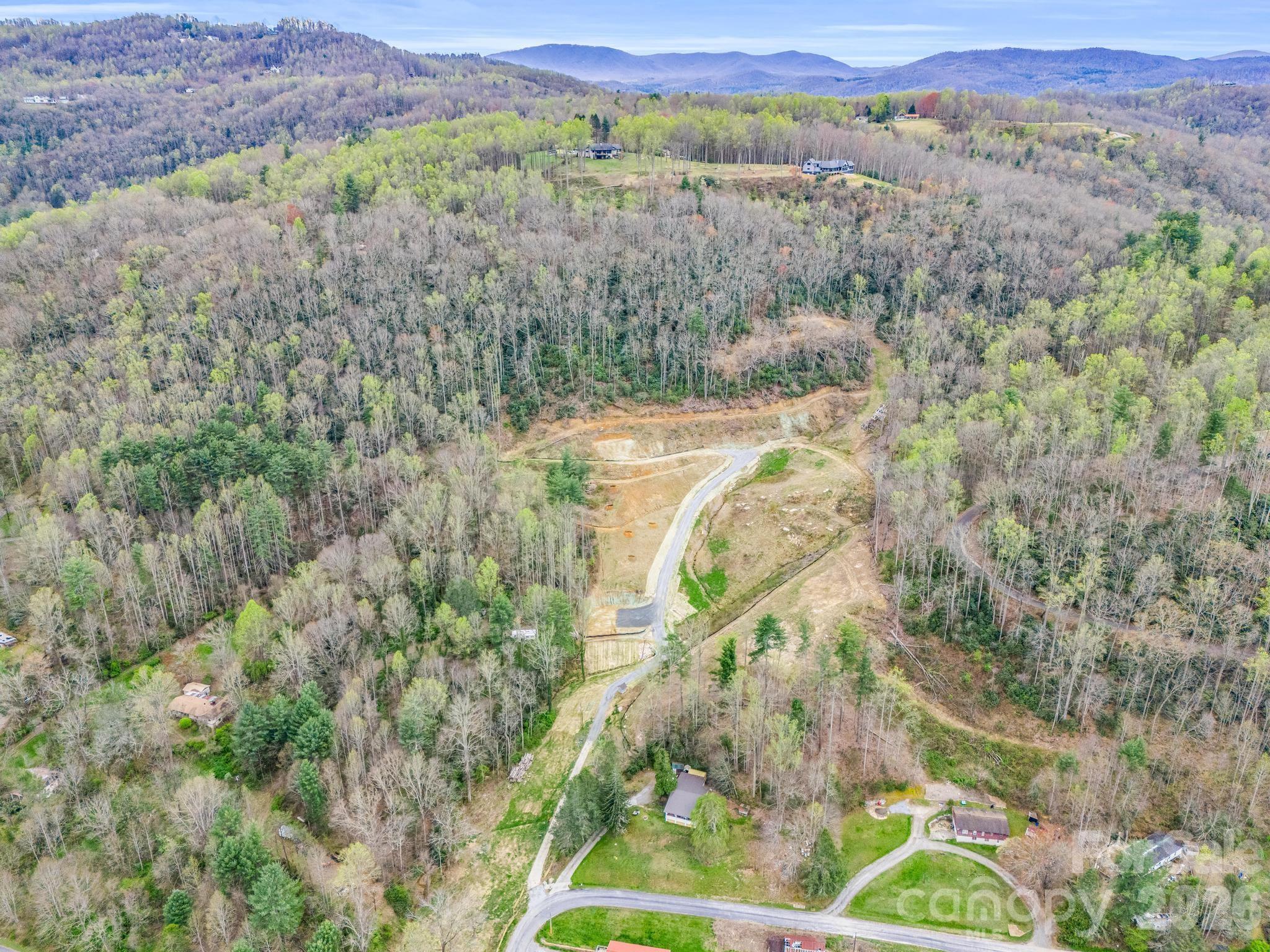 97 Yale Road Hendersonville NC 28739