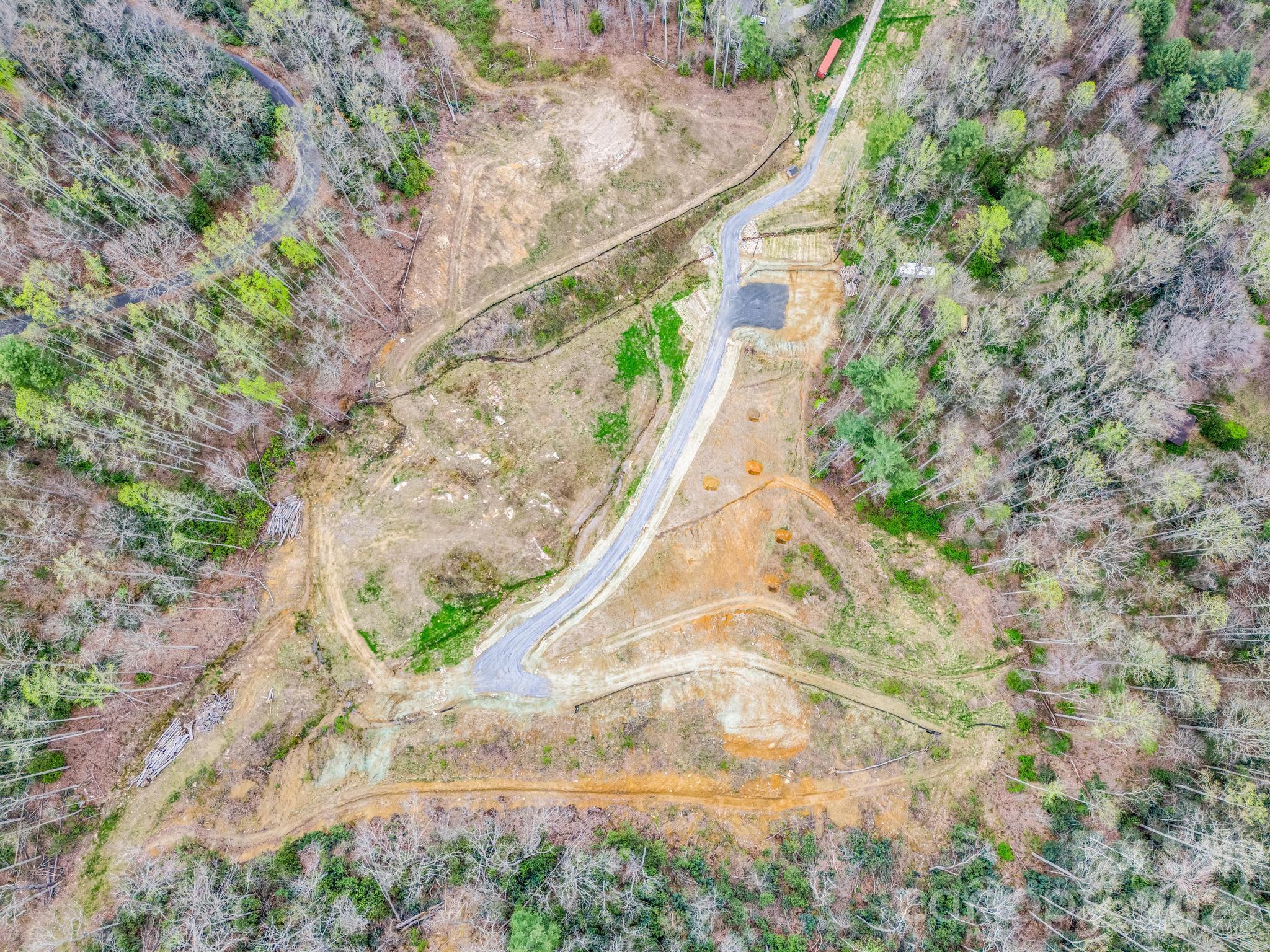 97 Yale Road Hendersonville NC 28739