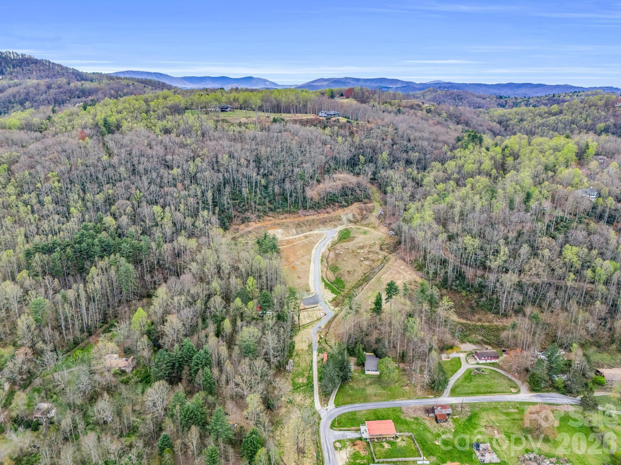 97 Yale Road Hendersonville NC 28739