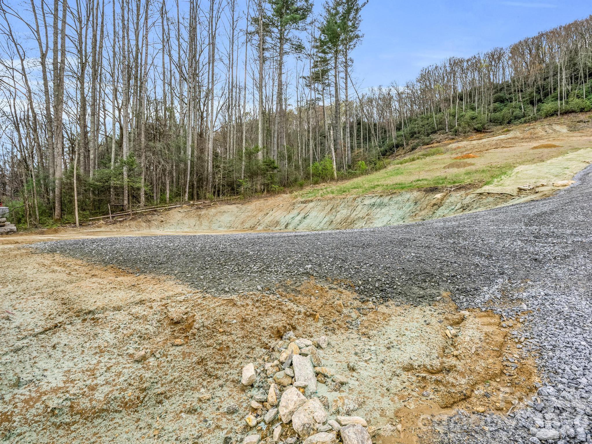 97 Yale Road Hendersonville NC 28739