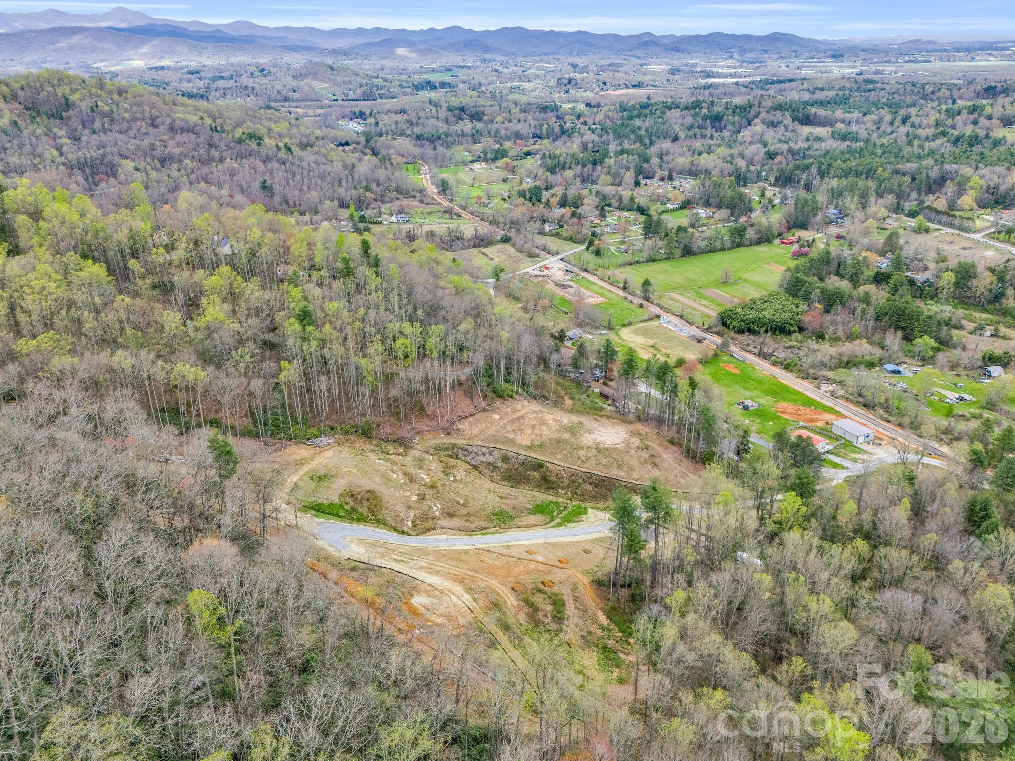 97 Yale Road Hendersonville NC 28739