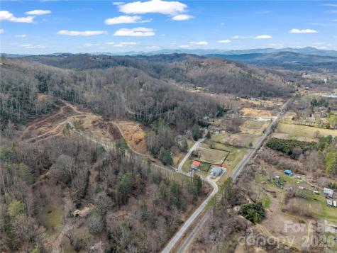97 Yale Road Hendersonville NC 28739