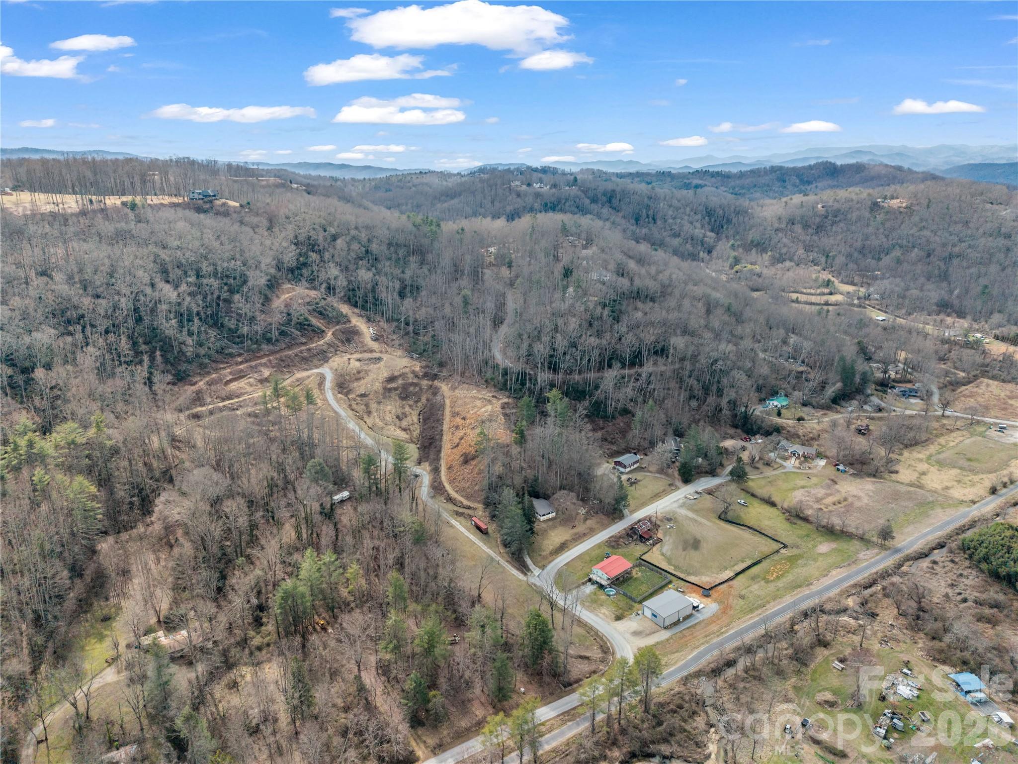 97 Yale Road Hendersonville NC 28739