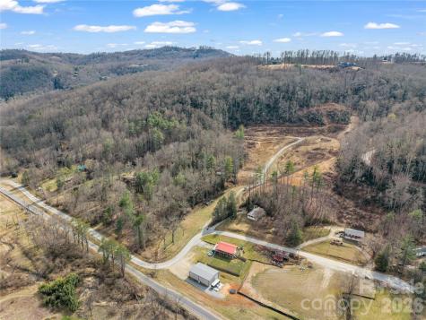 97 Yale Road Hendersonville NC 28739