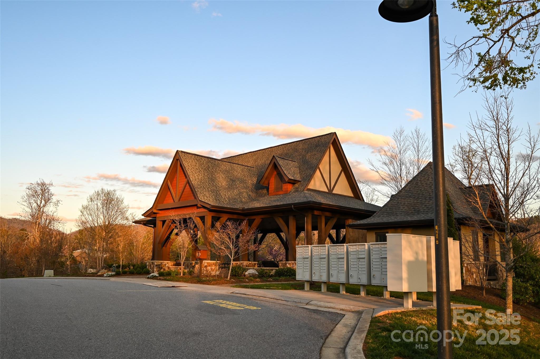 64 French Willow Drive Asheville NC 28804