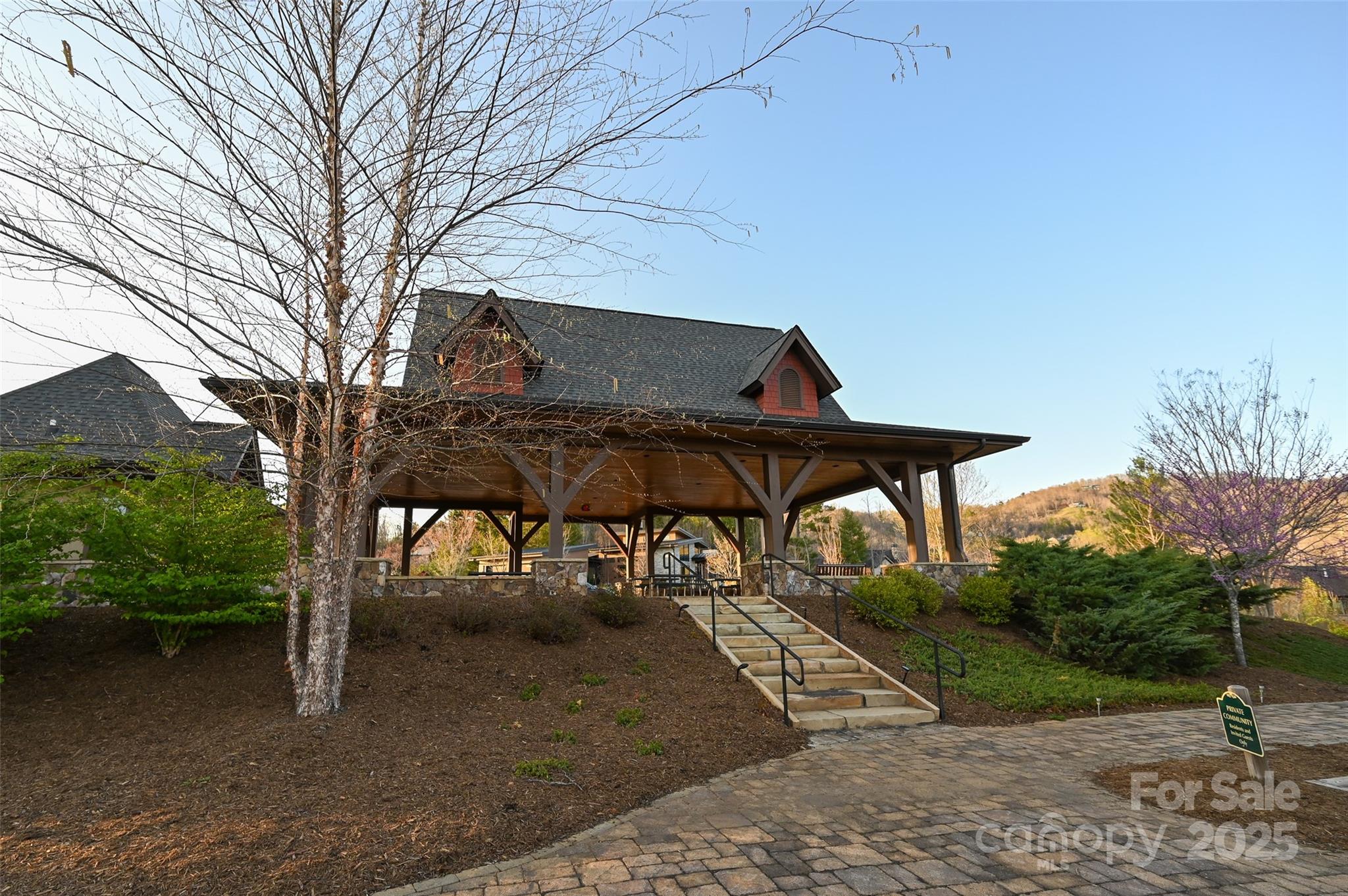 64 French Willow Drive Asheville NC 28804