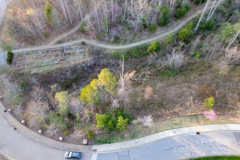 64 French Willow Drive Asheville NC 28804