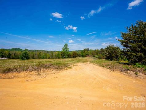 3646 Summer Road Hendersonville NC 28792
