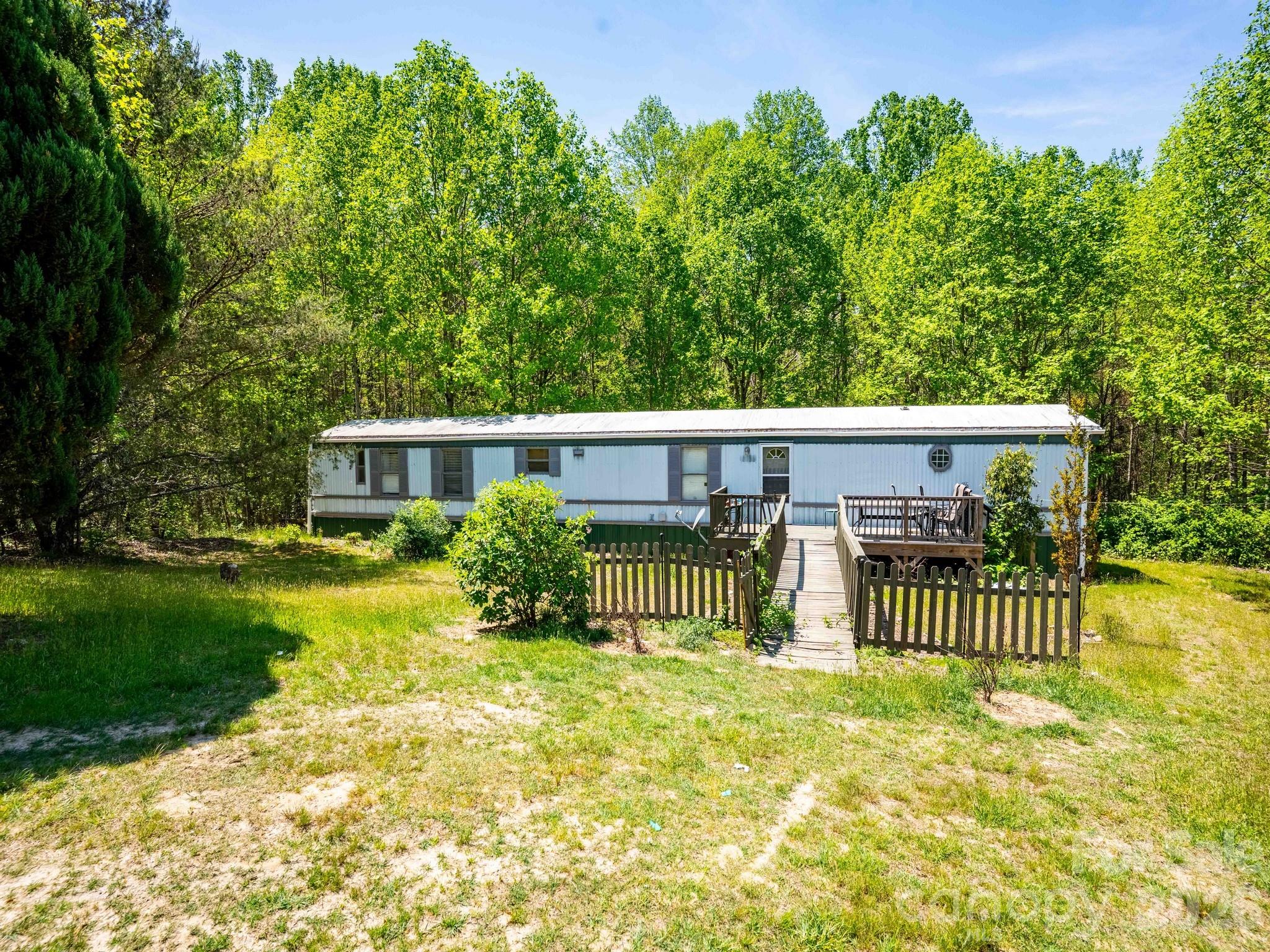 3646 Summer Road Hendersonville NC 28792
