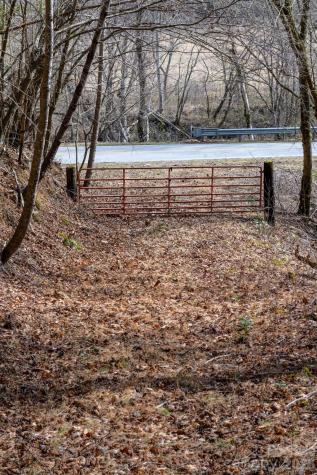 000 Narrow Gauge Drive Collettsville NC 28611