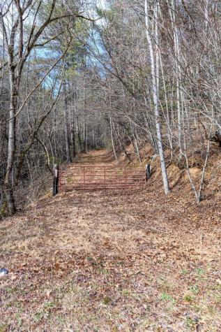 000 Narrow Gauge Drive Collettsville NC 28611