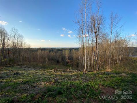 1030 River Club Ridge Lenoir NC 28645