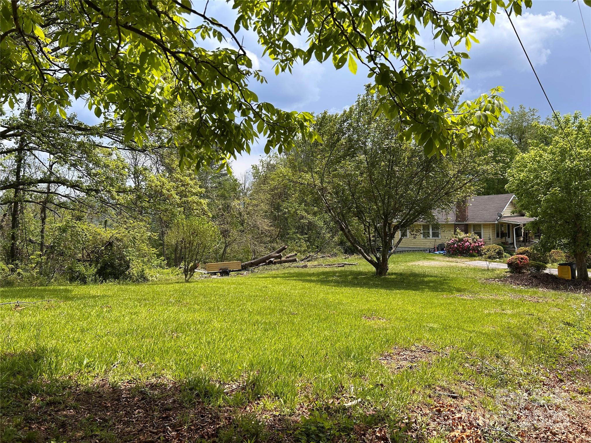 14 Crestfield Avenue Asheville NC 28804