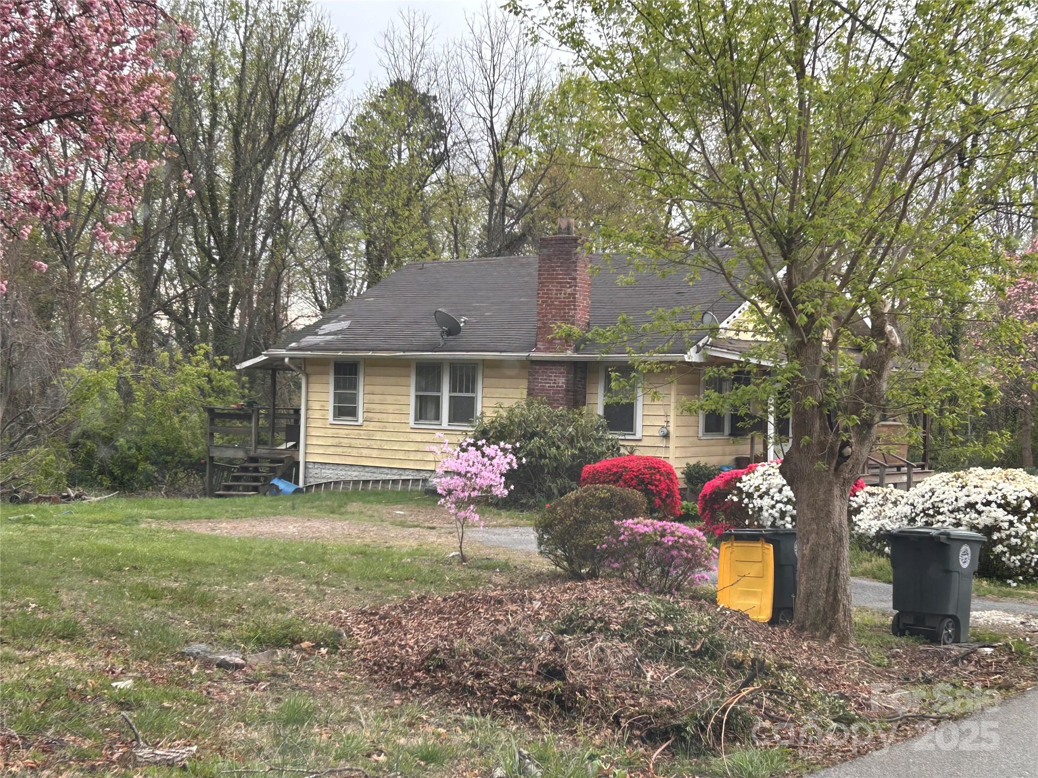 14 Crestfield Avenue Asheville NC 28804