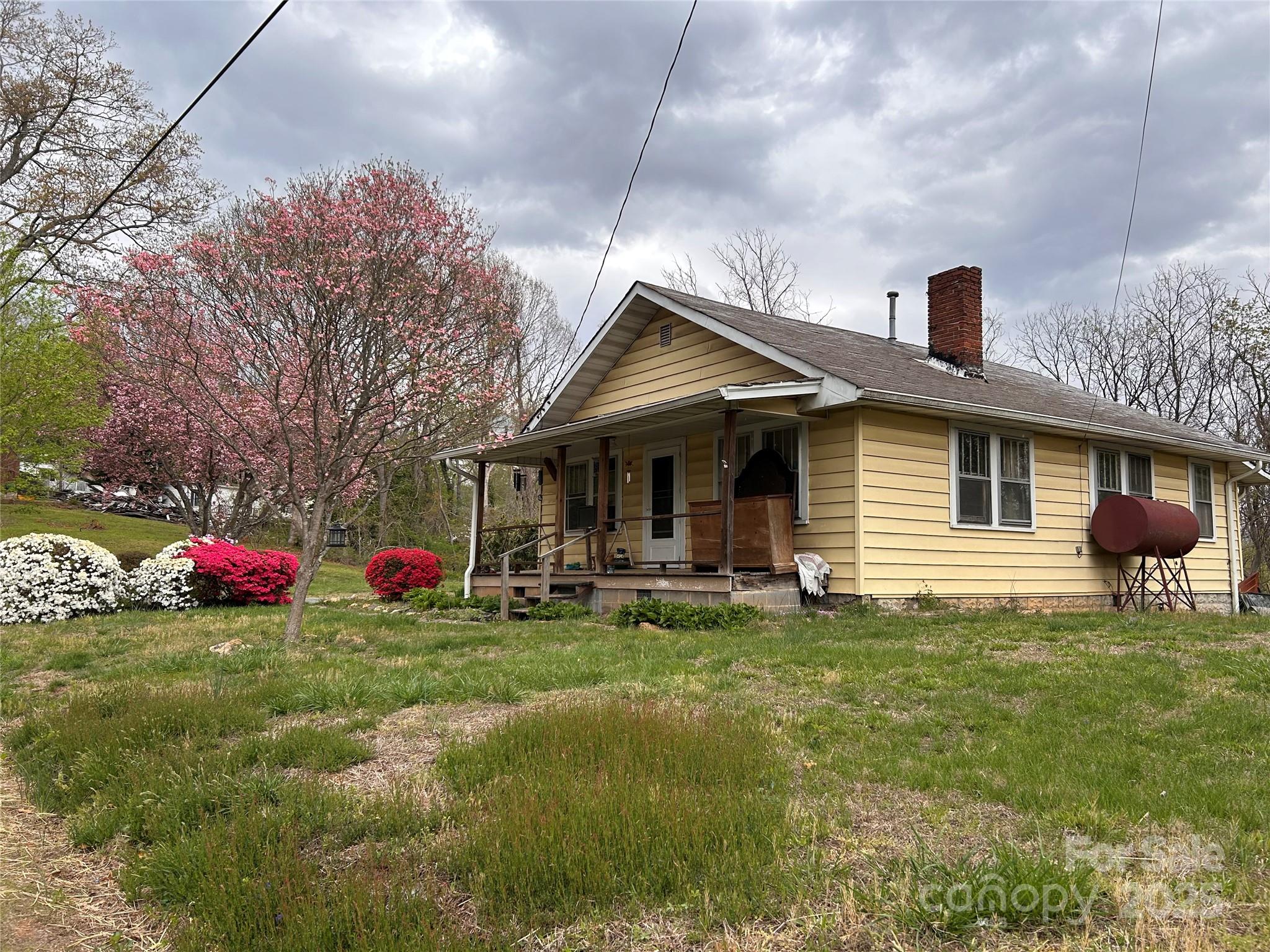 14 Crestfield Avenue Asheville NC 28804