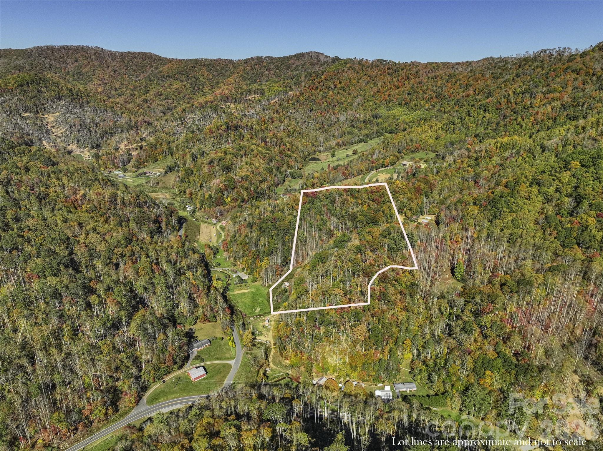 44 Toms Creek Road Bakersville NC 28705