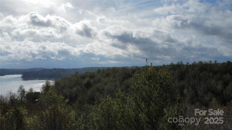 26 Peninsula Reserve Road Nebo NC 28761