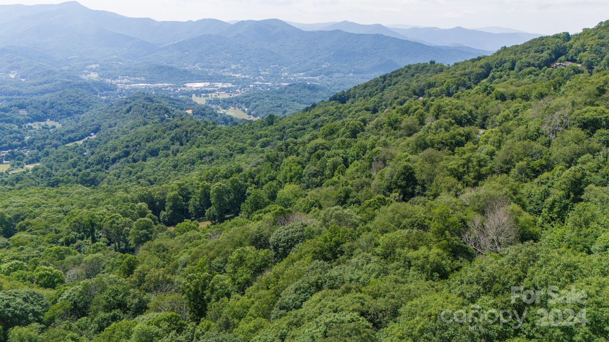 35 Twisted Trail Waynesville NC 28786