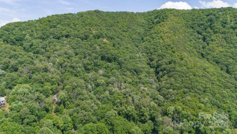 35 Twisted Trail Waynesville NC 28786