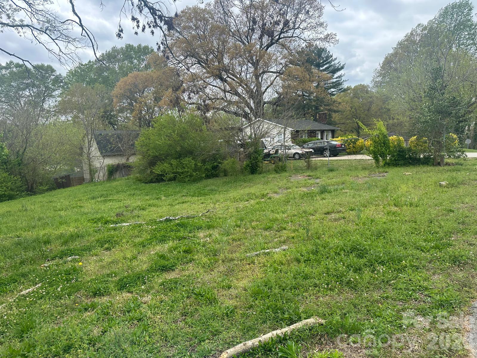 306 E Louisiana Avenue Bessemer City NC 28016