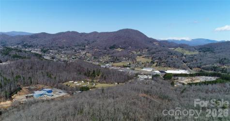 334 Omc Drive Burnsville NC 28714