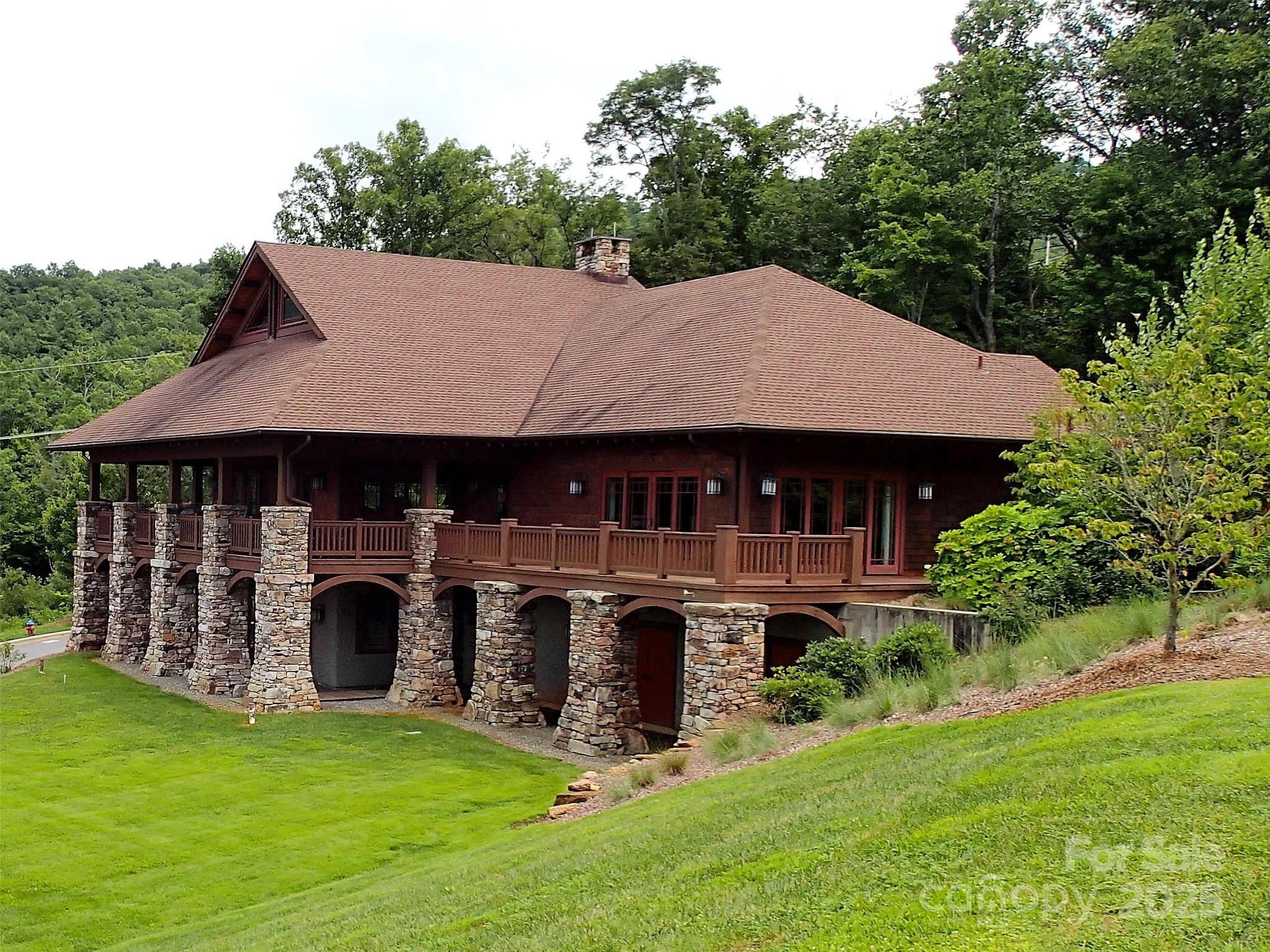 208 Settings Boulevard Black Mountain NC 28711