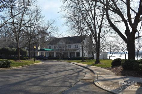 125 Swift Island Place Badin Lake NC 28127
