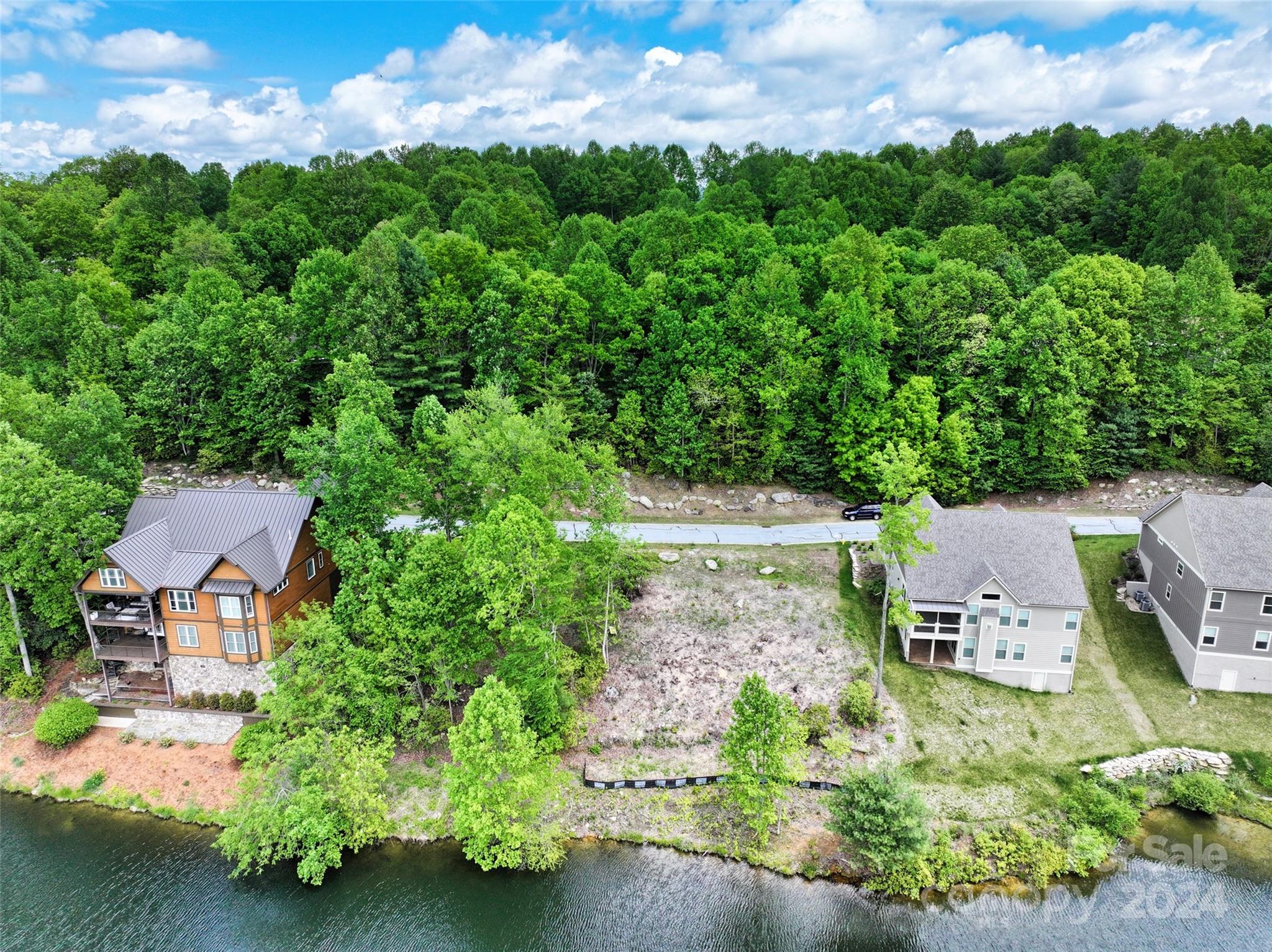 128 Narrows Run Loop Hendersonville NC 28791