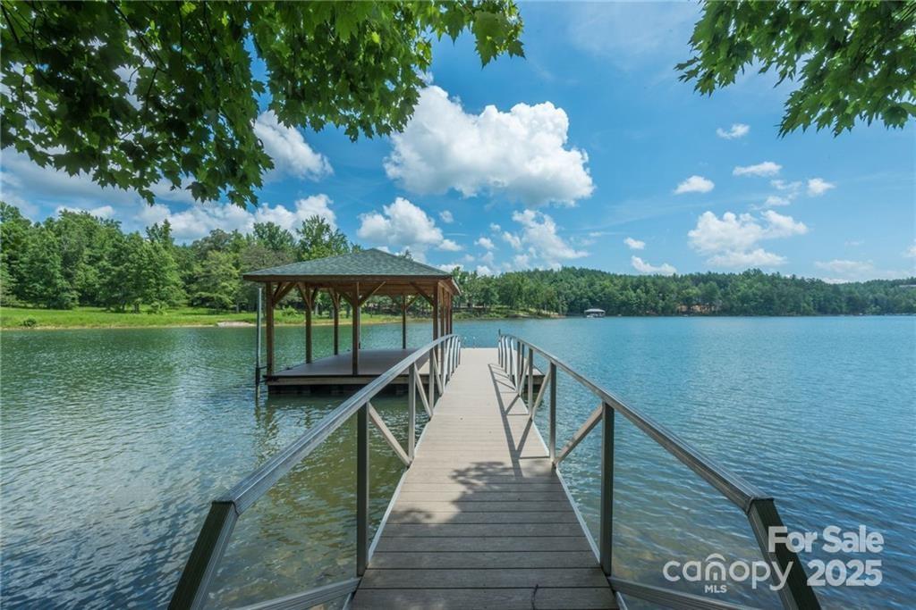 V/l Ridge Point Road Nebo NC 28761