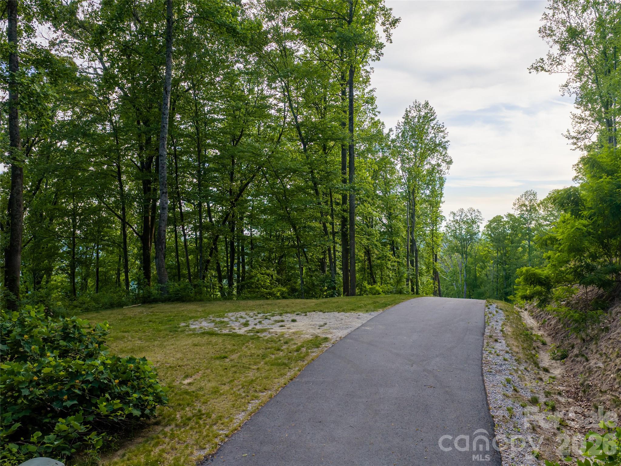 000 New Sprout Lane Hendersonville NC 28792