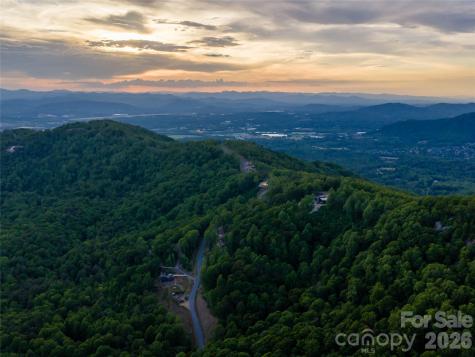 000 New Sprout Lane Hendersonville NC 28792