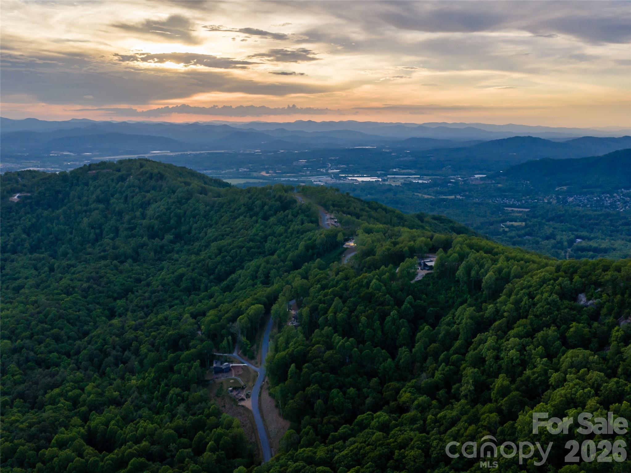 000 New Sprout Lane Hendersonville NC 28792