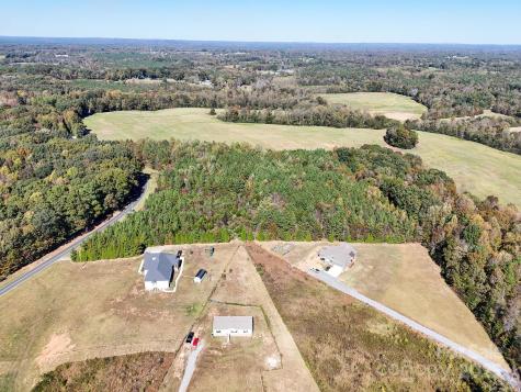 1117 Hoyt Scott Road Bear Creek NC 27207