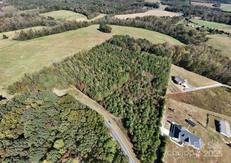 1117 Hoyt Scott Road Bear Creek NC 27207